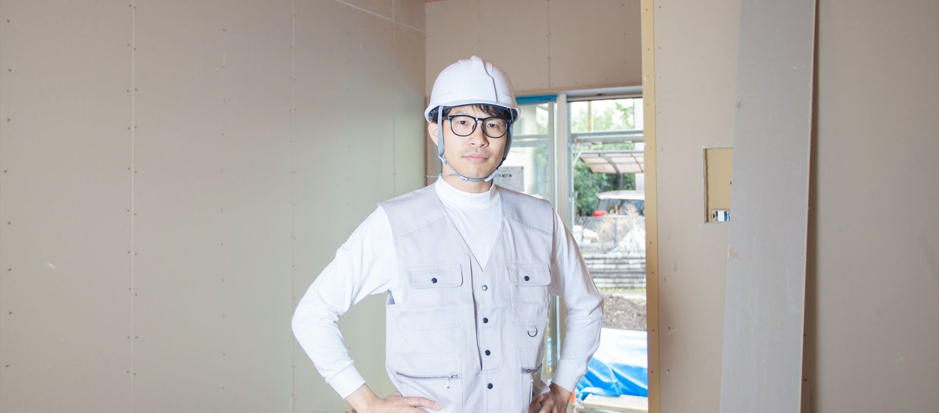 ポーズを決める職人